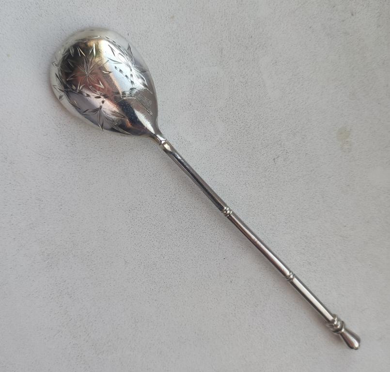 Ложка чайная , для варенья, серебро 84 пр.