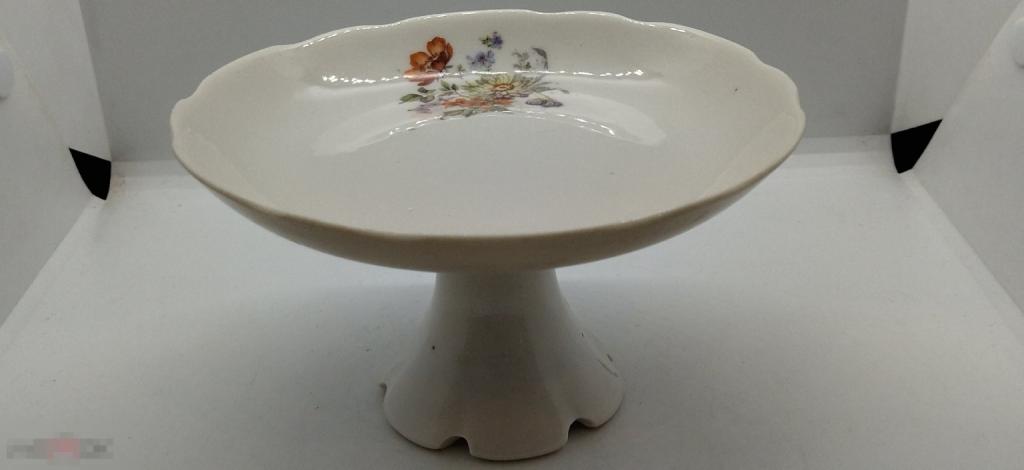 МАЛЕНЬКАЯ ВАЗОЧКА, КОНФЕТНИЦА НА НОЖКЕ. 1930-е гг Завод «Пролетарий» СССР (Мста)