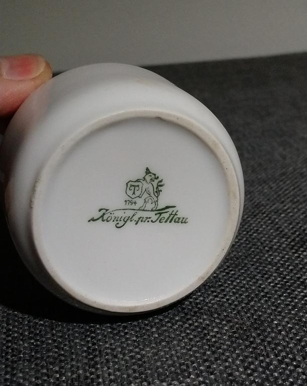 старинная баночка косметика аптека медицина крем мазь фарфор Tettau Германия 1920