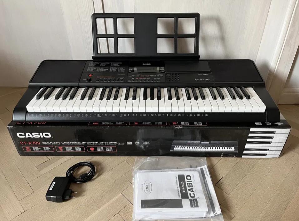 Синтезатор CASIO CT-X700