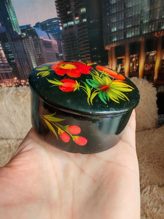 Шкатулка Петриковская роспись СССР 40-50 е годы Худ.Исаева