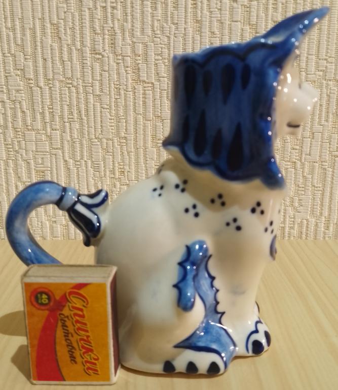 Кружка / Молочник / Лев / Гжель / Клеймо^