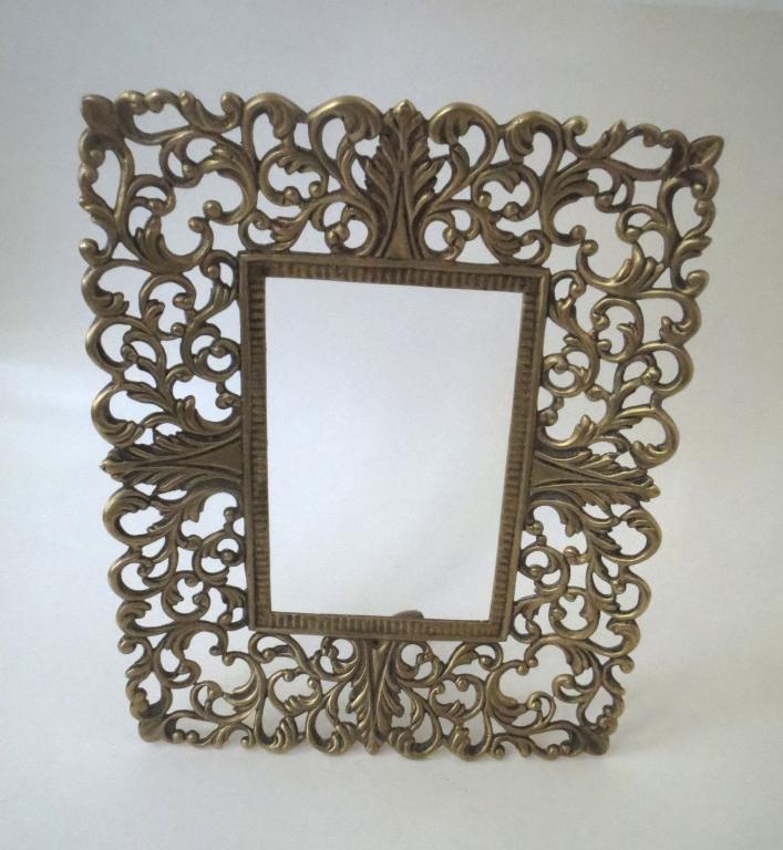 Рамка для фото или картины бронзовая
