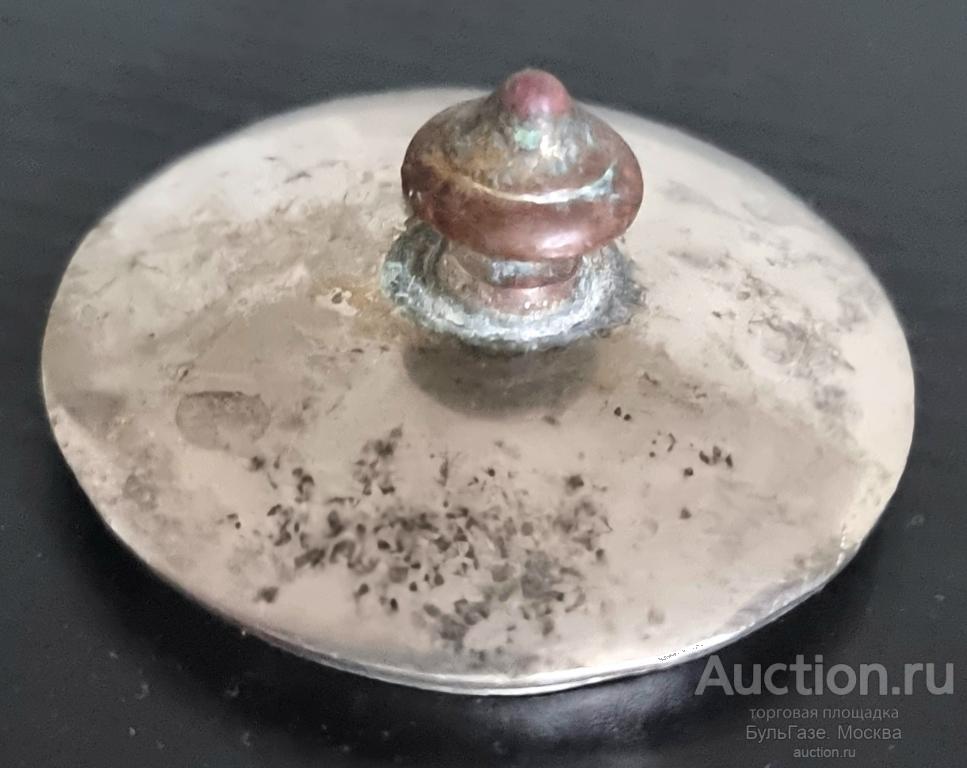 Крышка от чернильницы?, сахарницы и т.д. Металл. Старая.