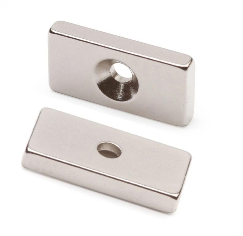 Магнит неодимовый мощный 20x10x3 мм (8 осколков)