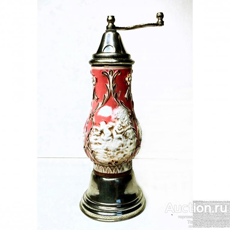 РЕДКАЯ КОЛЛЕКЦИОННАЯ ВИНТАЖНАЯ МУЗЫКАЛЬНАЯ МЕЛЬНИЦА ДЛЯ СПЕЦИЙ ПЕРЦЕМОЛКА КАПОДИМОНТЕ ИТАЛИЯ