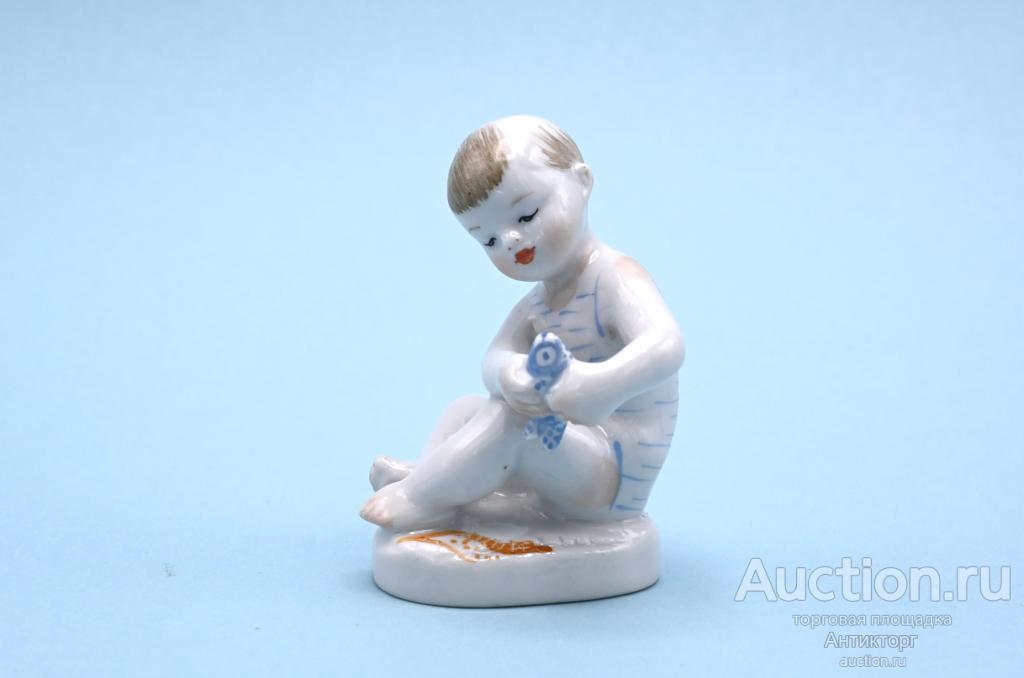 Девочка с рыбкой. 1960 - е годы. ЛФЗ.