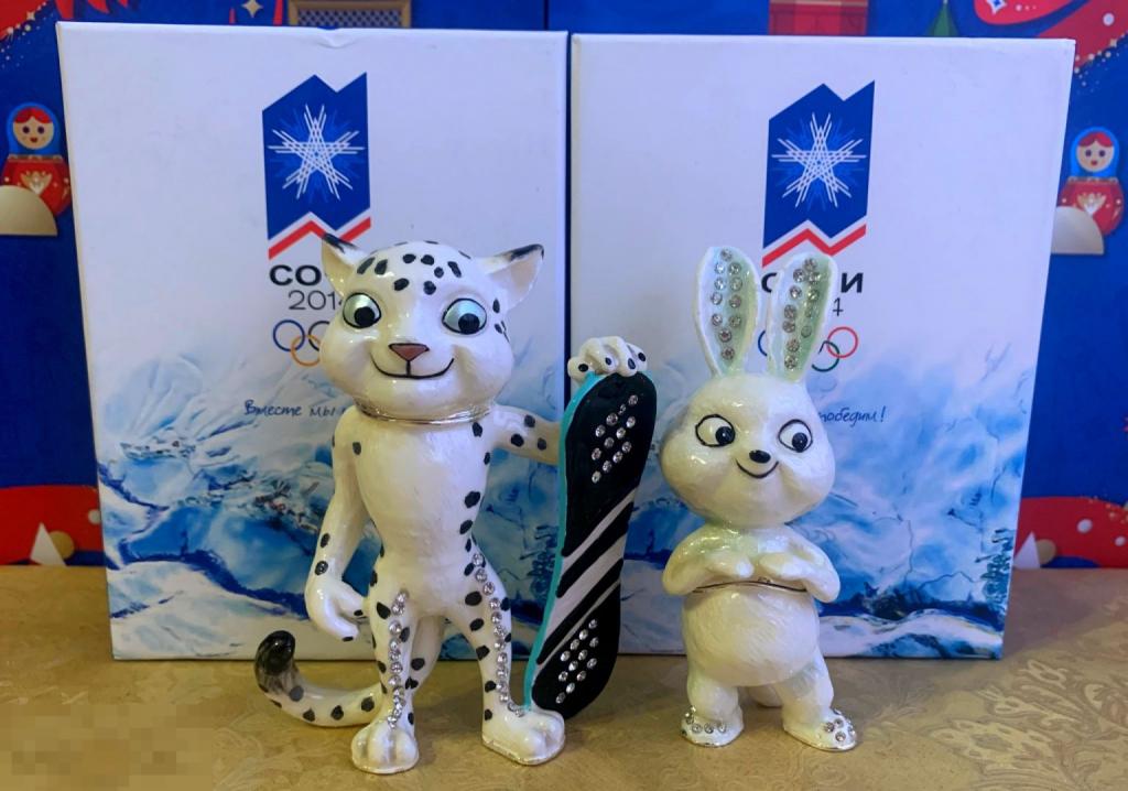 2 Статуэтки-шкатулки Зайка и Леопард. Олимпиада Сочи 2014