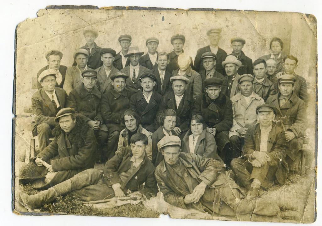 Старое групповое фото // фото СССР  (Z-19)