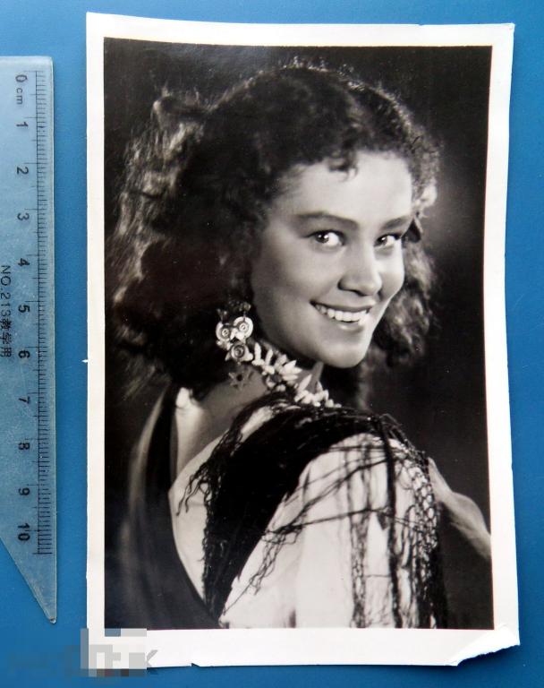 артисты кино О.Л.ЗАБОТКИНА 1959 ЛФХ Q4 (1.8..2)