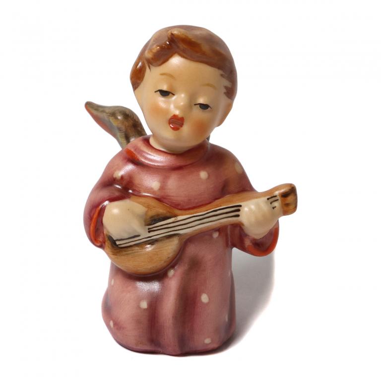 Фарфоровая фигура "Серенада ангела​". Goebel