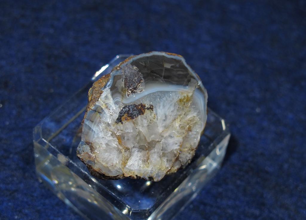 Моховой Агат, полировка. Средний Урал. Лебёдкино.