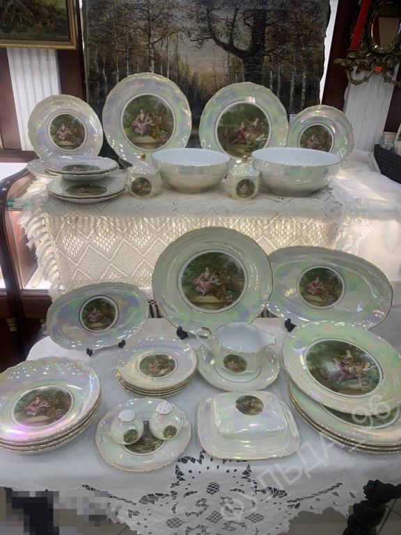 Столовый сервиз Мадонна Graf von Henneberg Ilmenau Фарфор Германия ГДР 39 предметов