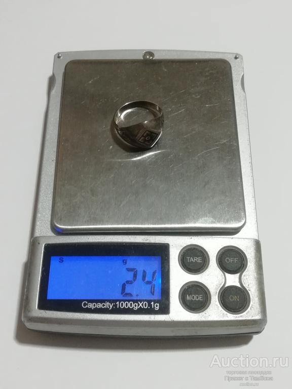 Кольцо серебро (около 2,4 гр., размер 16,5)