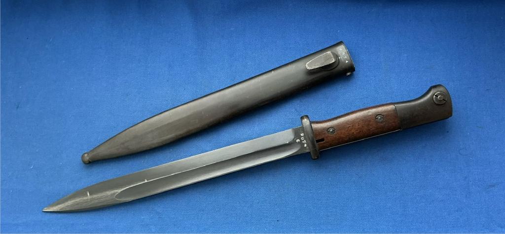 Штык-нож к Маузер 98. Производитель- Berg & Co (agv), выпуск 1944 год.№1102