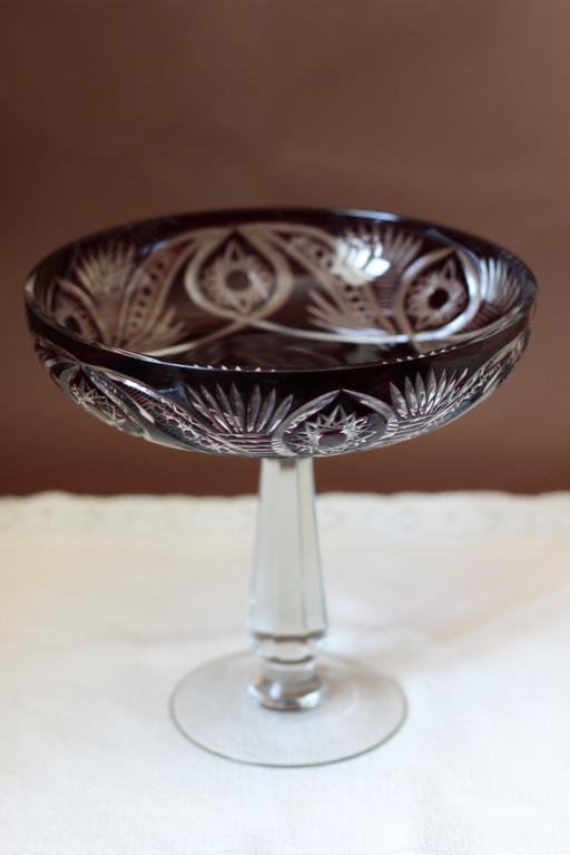 Ваза на ножке Марганцевое стекло СССР