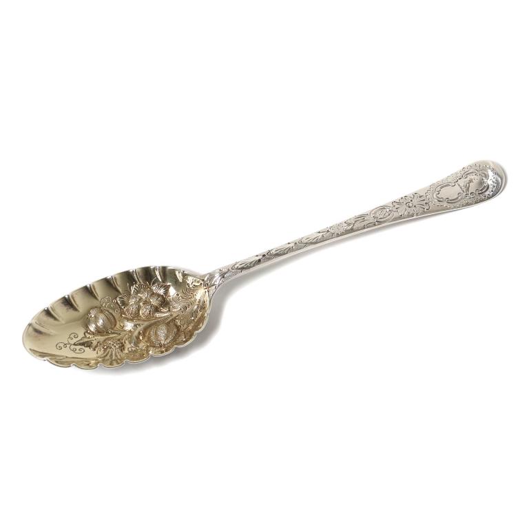 Серебряная сервировочная ложка. Англия, 1774 год