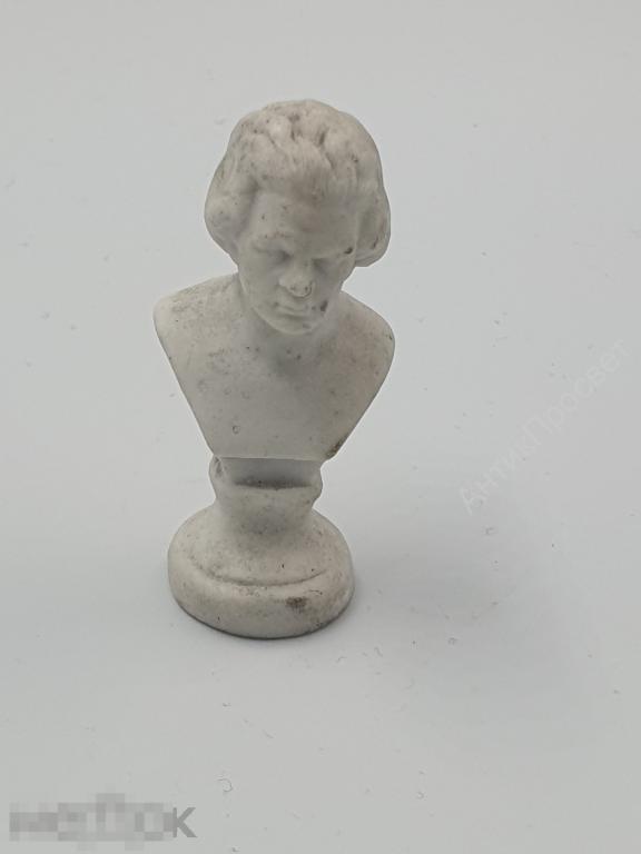 Бюст Рубинштейна старинный. Бисквит.   (Ч -М172)