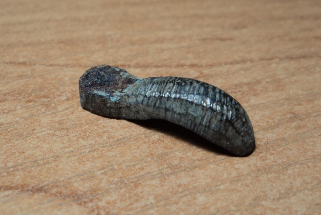 Запчасть старинная.Бронза деталь,курок? (7)