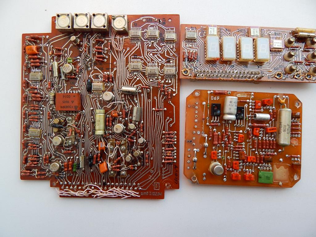 Радиодетали. Платы. КМ конденсаторы.