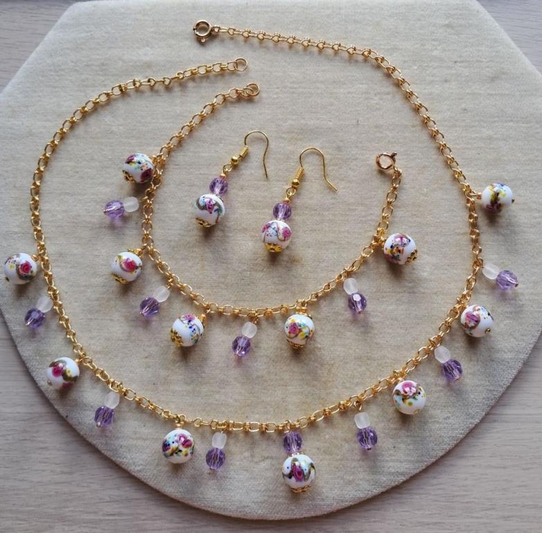 Старый набор с венецианскими бусинами Серьги, браслет и колье