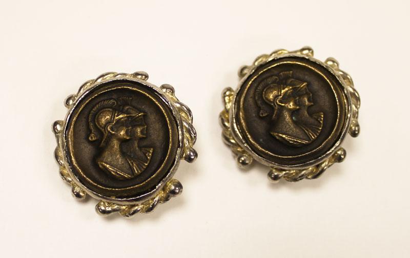 Серьги-клипсы в винтажном стиле, металл (состояние на фото)