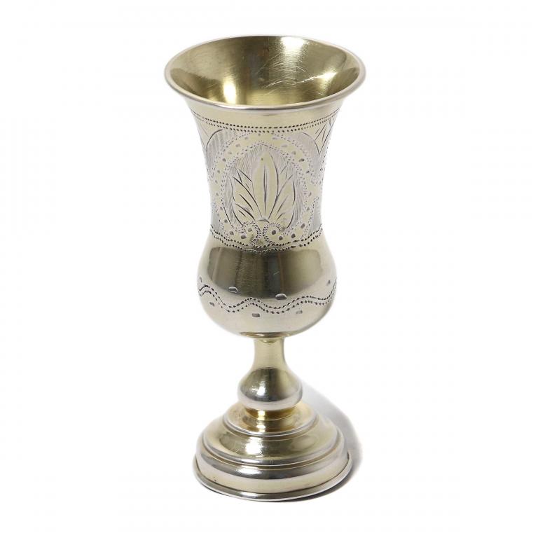 Серебряная кидушная рюмка. Англия, 1901 год.
