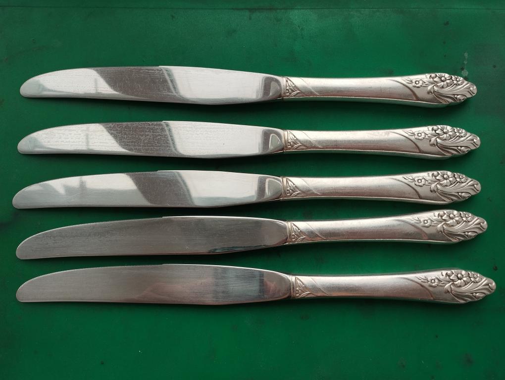 Нож столовый. Мельхиор. Серебрение. Европа.