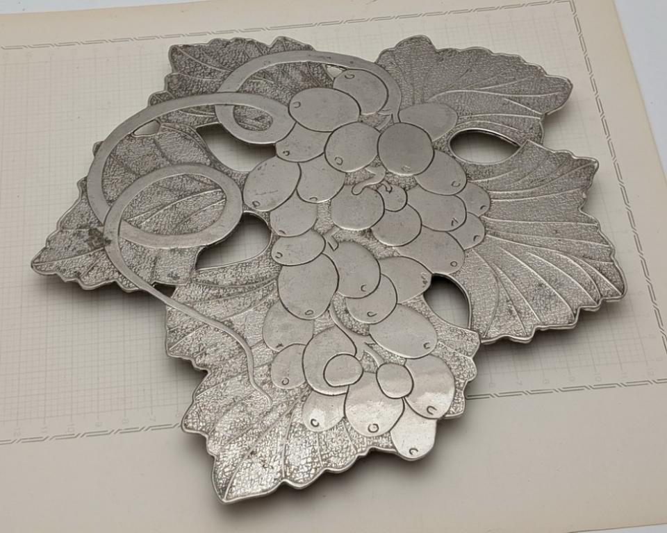 Wm. A. Rogers LTD винтажная подставка под горячее (B077)