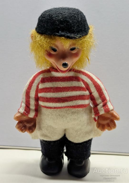 Игрушка Кукла Ежик ГДР в родной одежде резина h-12 см