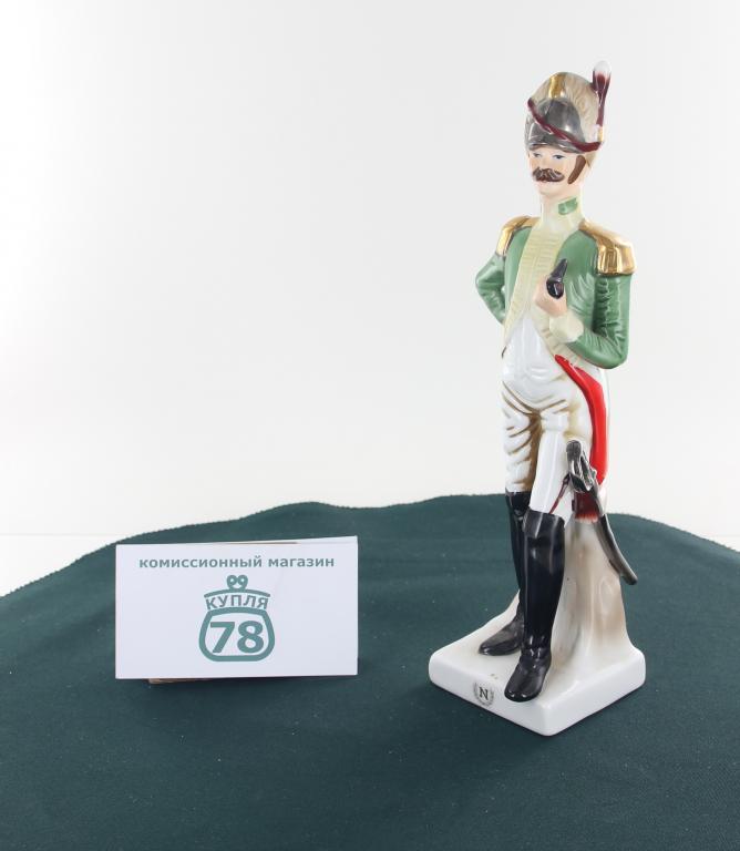 Статуэтка фарфор Офицер армии наполеона / 1625