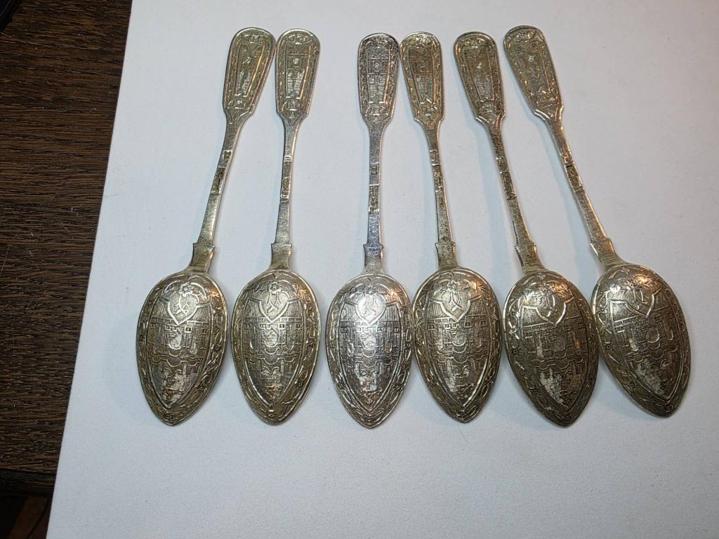 Комплект из 6 чайных ложек серебро 84 проба 1870 штихельная резьба золочение