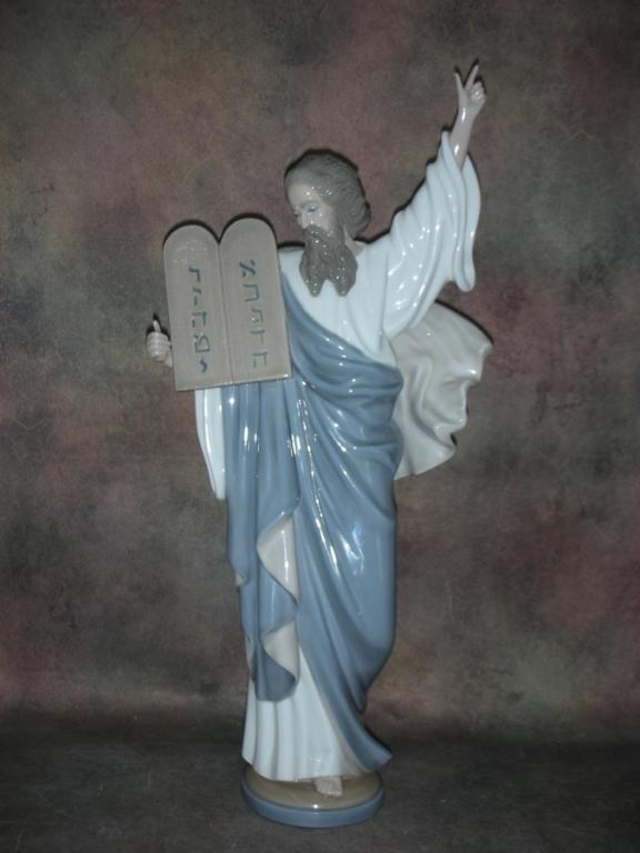 Фарфор. Статуэтка. Моисей и десять заповедей. Lladro. Испания
