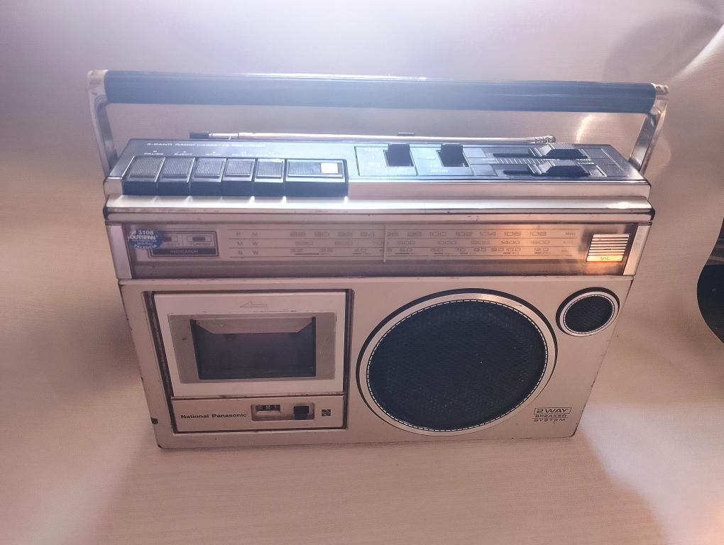Магнитофон Panasonic RX-1650W, 80 гг