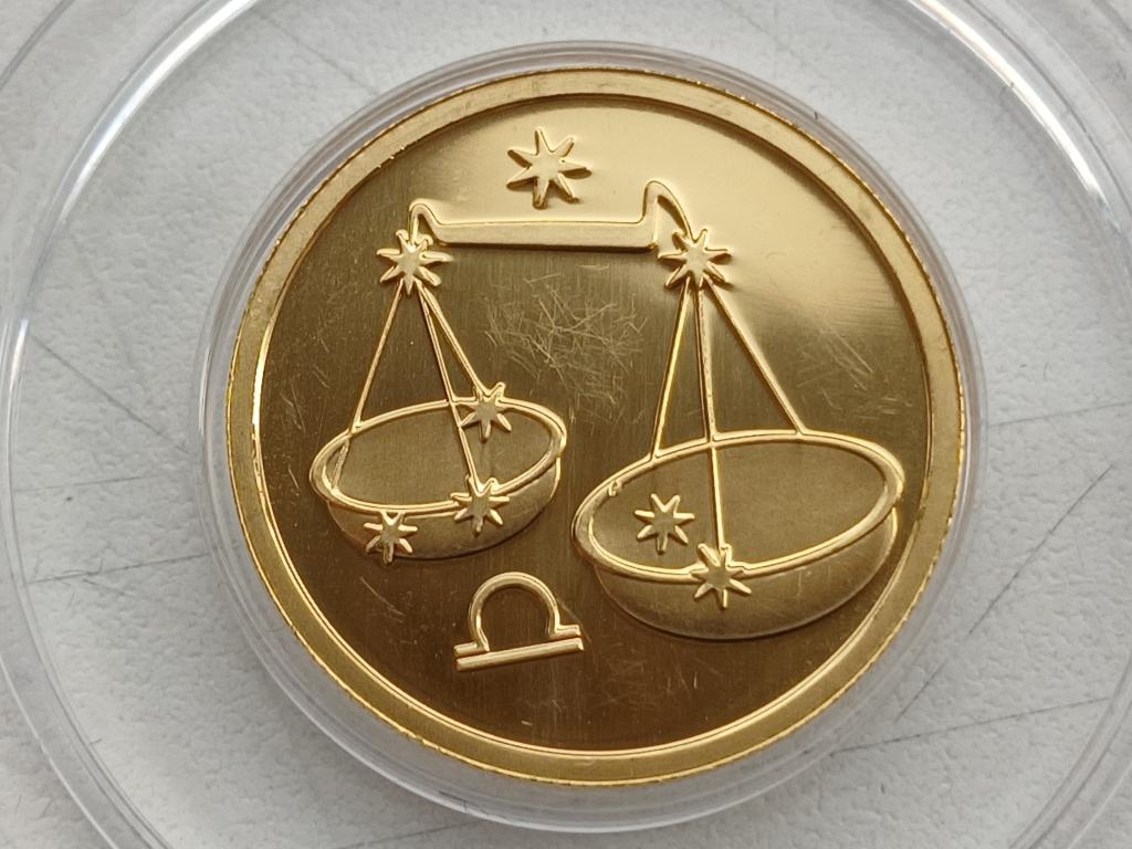 50 рублей 2003 г ВЕСЫ ЗНАК ЗОДИАКА ЗОЛОТО !!!!